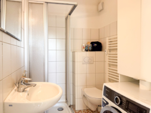 Bad mit Dusche