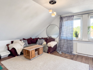 Wohn-und Esszimmer (3)
