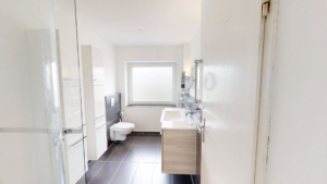 Badezimmer 1